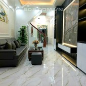 NHÀ ĐẸP PHỐ LÁNG  _ 5 TẦNG _ 6 NGỦ _ MẶT NGÕ _ SỔ NỞ HẬU - FULL NỘI THẤT 35M  CHỈ 4,XX TỶ